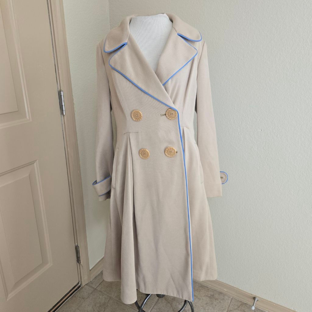 Anthropologie ett:twa Beige Piped Trench Coat with Blue Trim, Size 6 - Picture 3 of 11